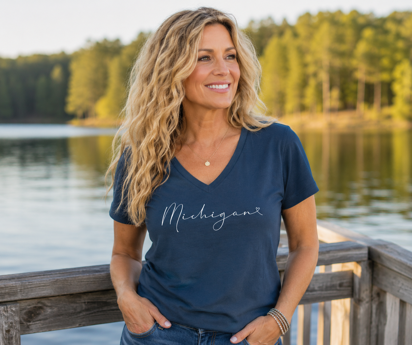 V-Neck: V5B -Woman's relaxed fit Michigan Script (Storm)