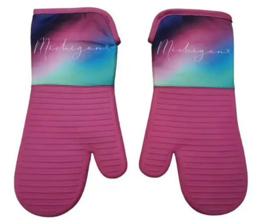 OM1: Northern Lights Silicone Oven Mitt - Pink